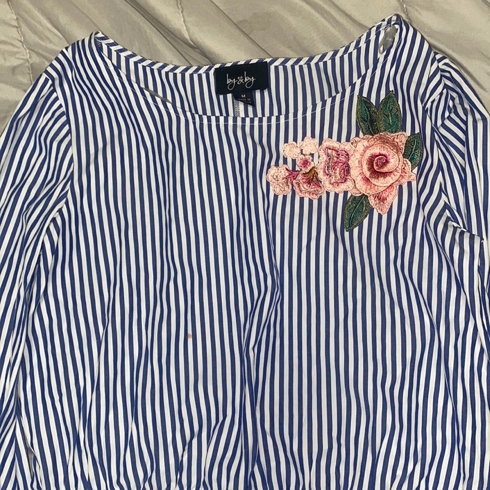 Strip tie Blouse